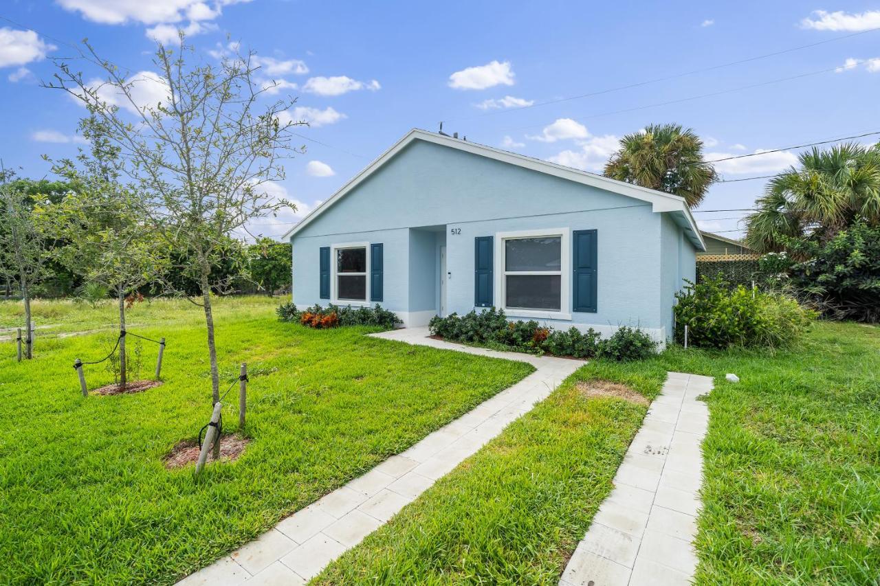 West Palm Beach Vacation Home- Blue Villa Exterior photo